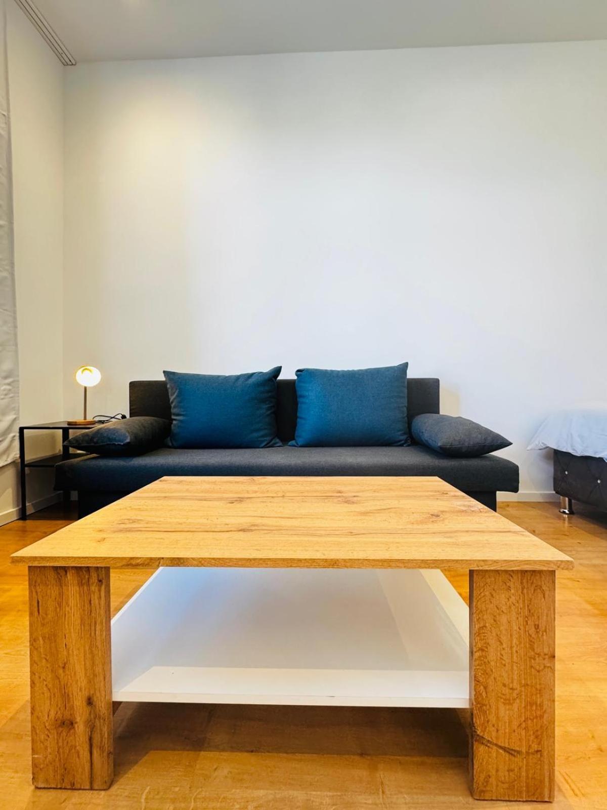 Spacious 3br Shared Near Kaufpark Alterlaa Apartmán *
